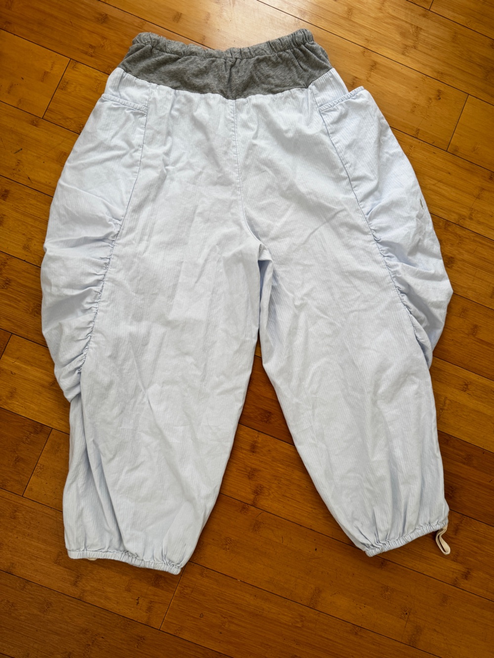 FREE PEOPLE Wide Leg Jogger Silhouette baby blue - Picture 5 of 5